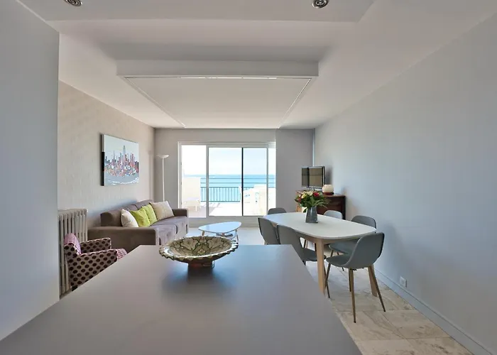 Superbe T3 Face Avec Terrasse, Garage Et Wifi Aux Sables-d'olonne - Fr-1-197-503 公寓