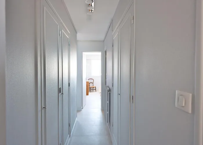 Superbe T3 Face Avec Terrasse, Garage Et Wifi Aux Sables-d'olonne - Fr-1-197-503 * 莱萨布勒-多洛讷